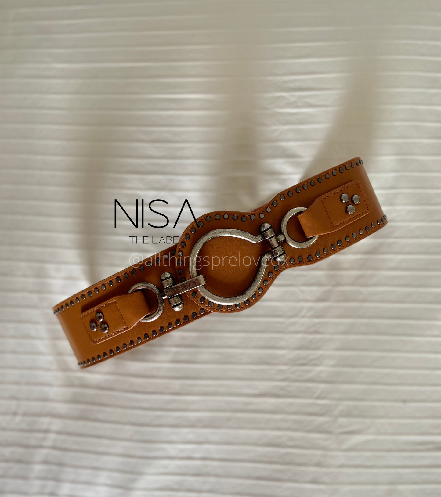 Round buckle vintage studded waist cincher belt