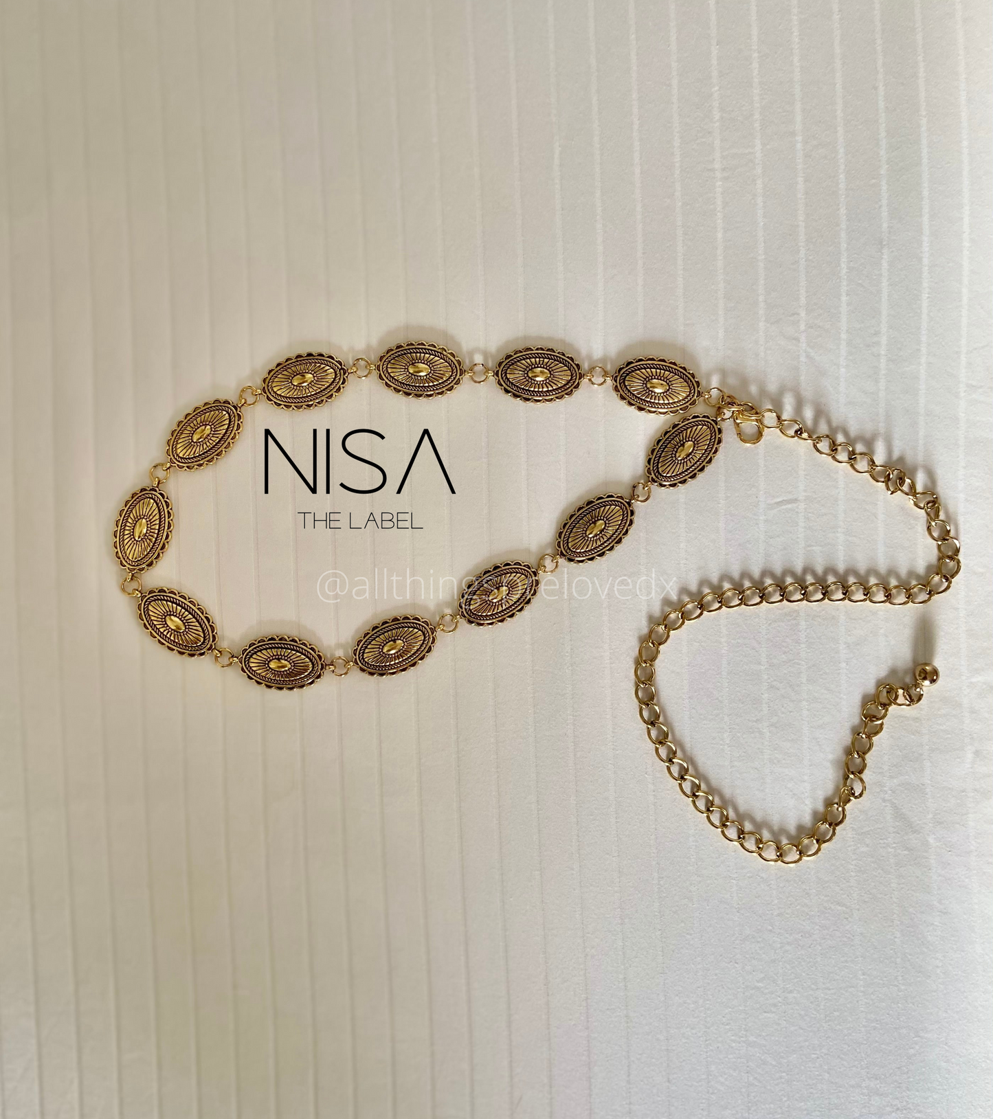 Intricate detailed oval chain belt
