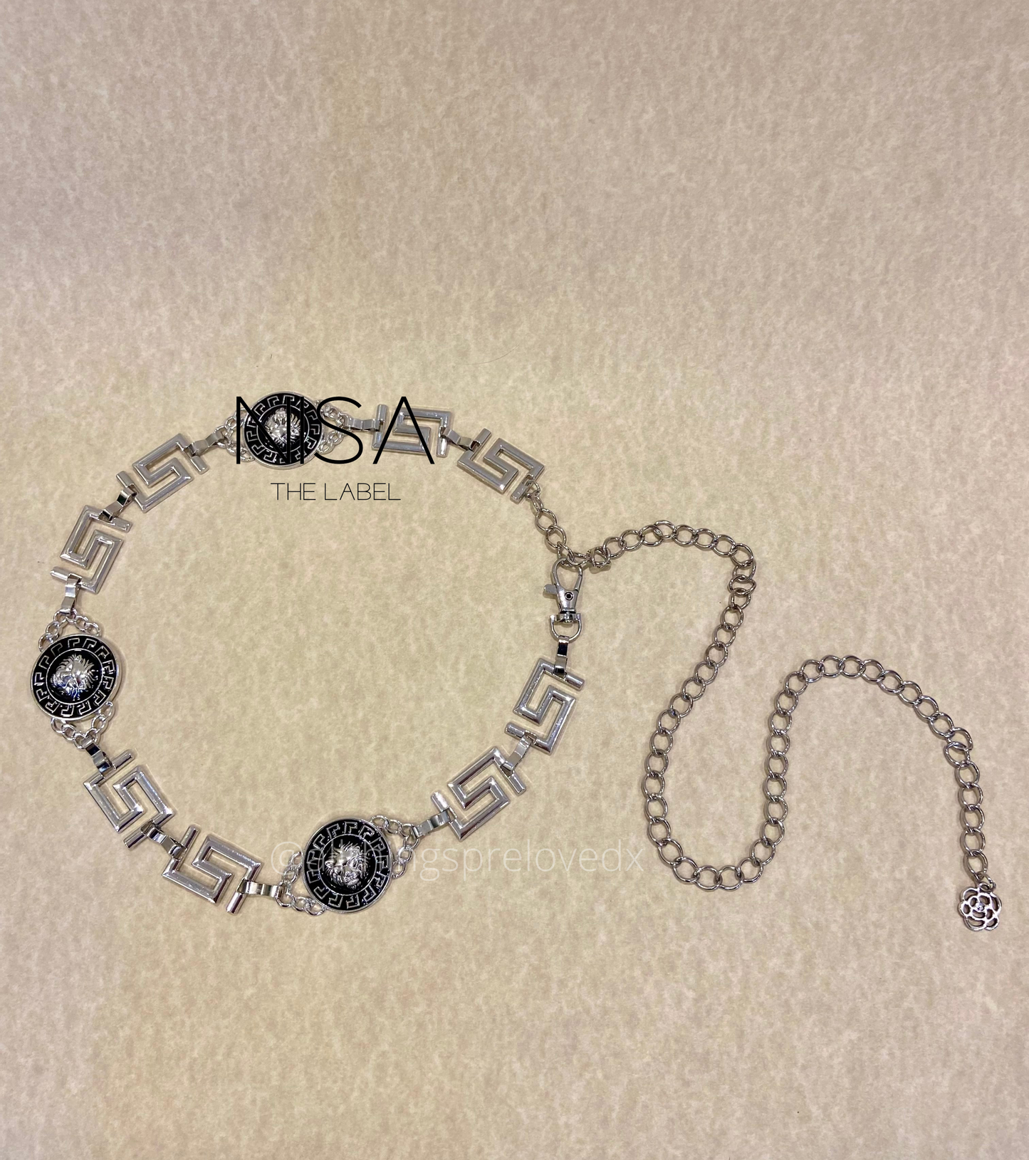 Lion detailed glorious metal chain belt