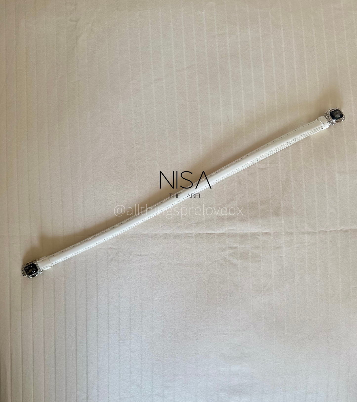 Dual gemstone buckle adjustable thin belt