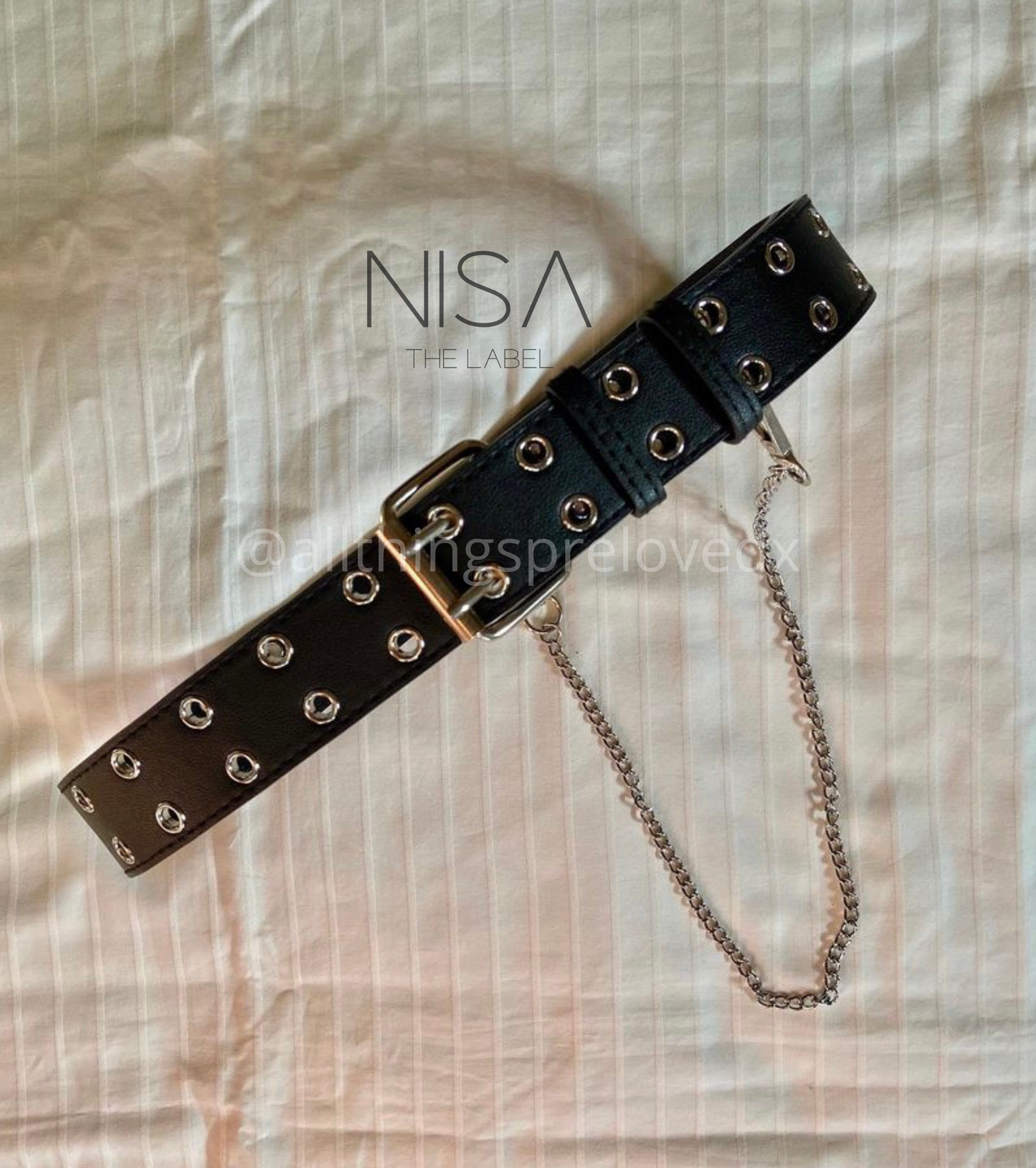 Double eyelet with chain basic belt