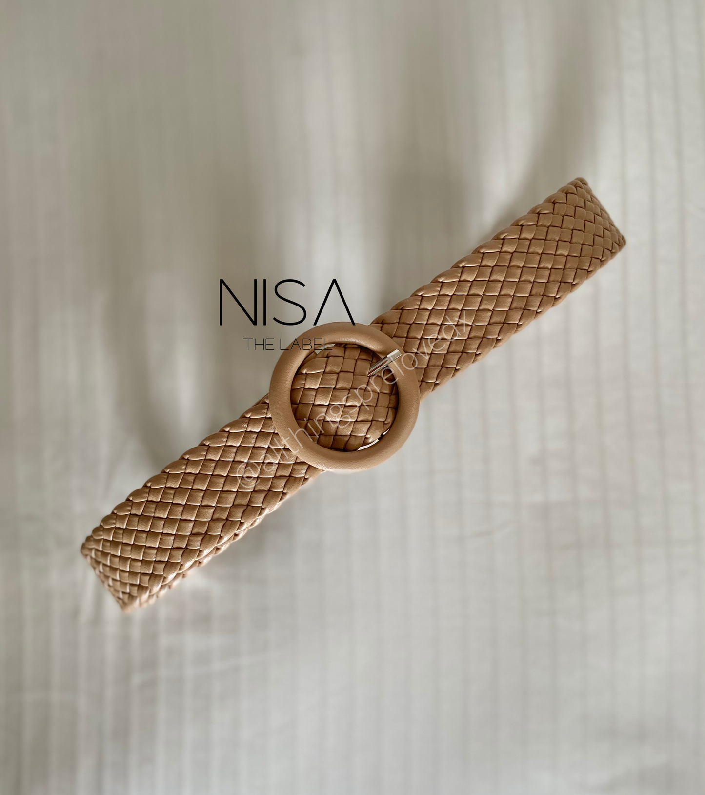 Straw woven round buckle color belt
