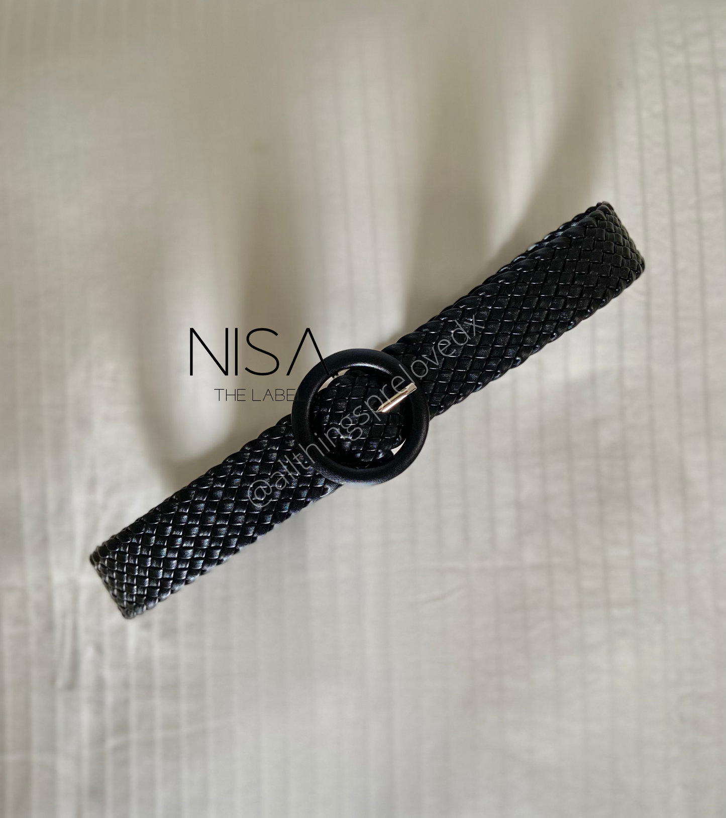 Straw woven round buckle color belt