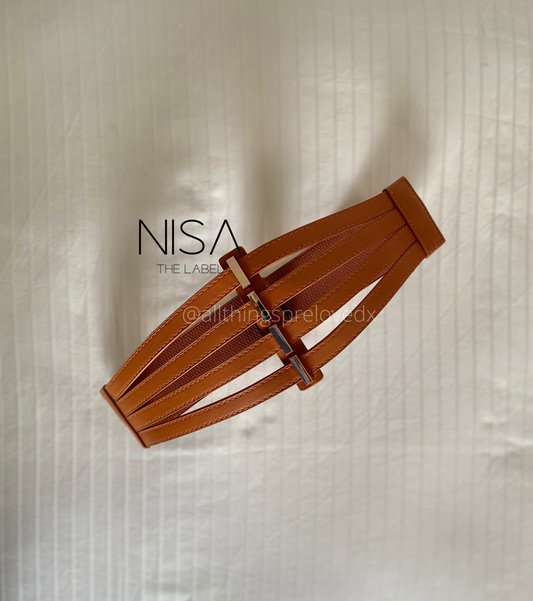 Opulent metal buckle waist cincher belt