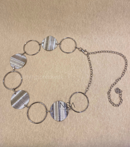 Hollow sphere wavy metallic detailed chain waist belt
