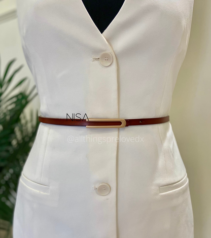 Sleek elongated U matte metal buckle thin knot belt