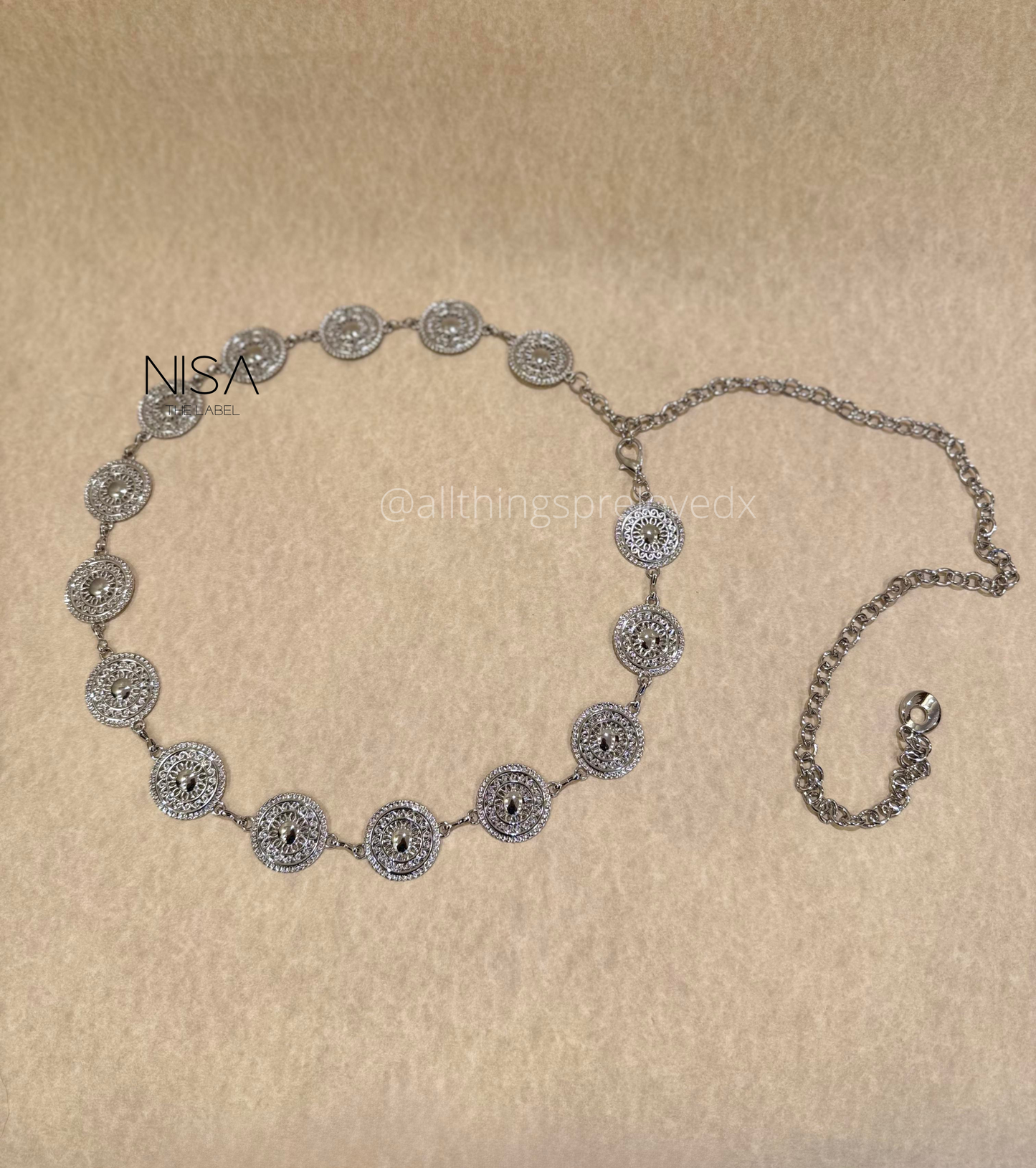 Sphere carved detailed round center metal chain belt