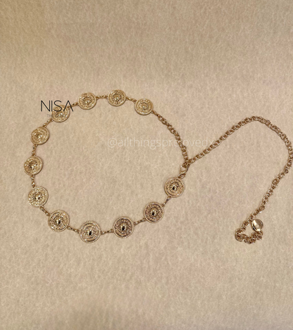 Sphere carved detailed round center metal chain belt