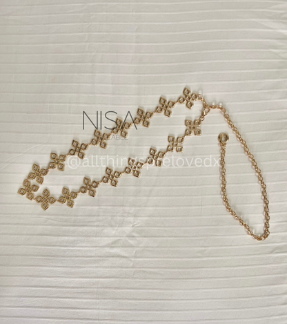 Asterisk chain waist belt