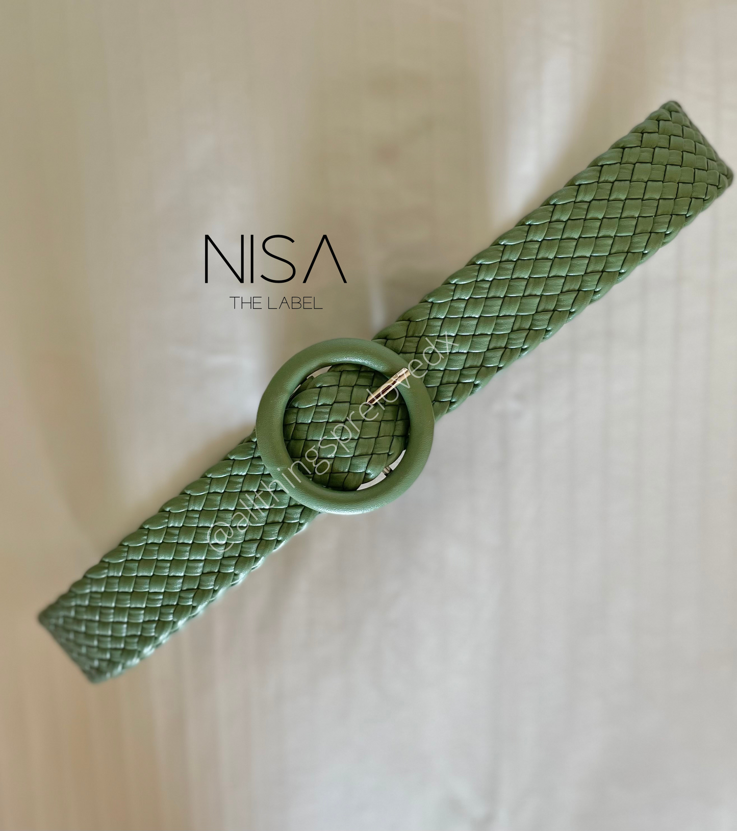 Straw woven round buckle color belt